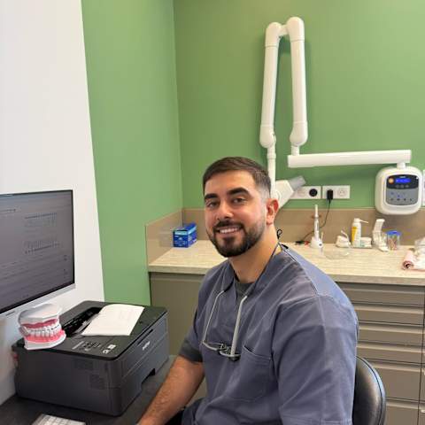 Dr Ronel BRAKHA, Chirurgien-dentiste — Espace Dentaire de Bessancourt